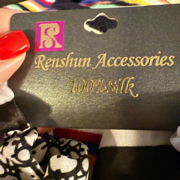 NWT Renshun 100% Silk scarf/wrap - Picture 4 of 5